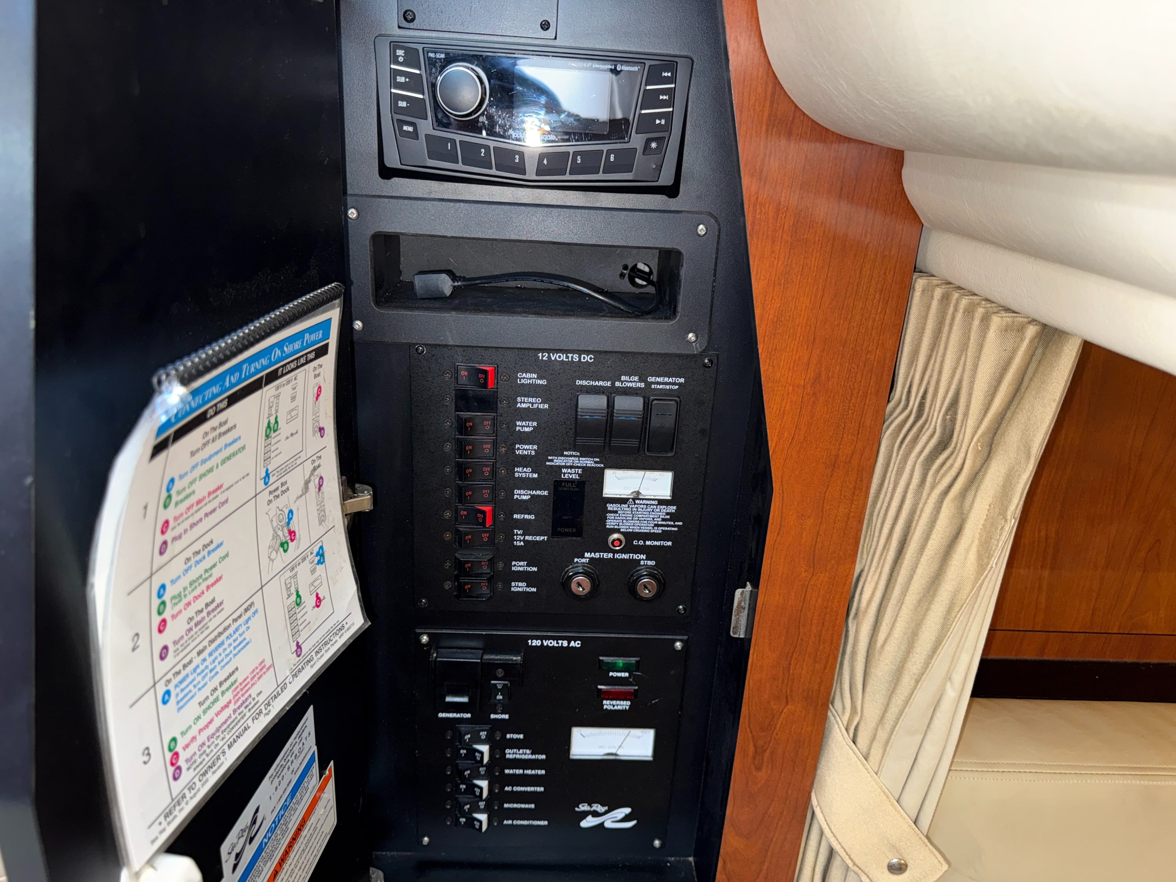 2007 Sea Ray 320 Sundancer
