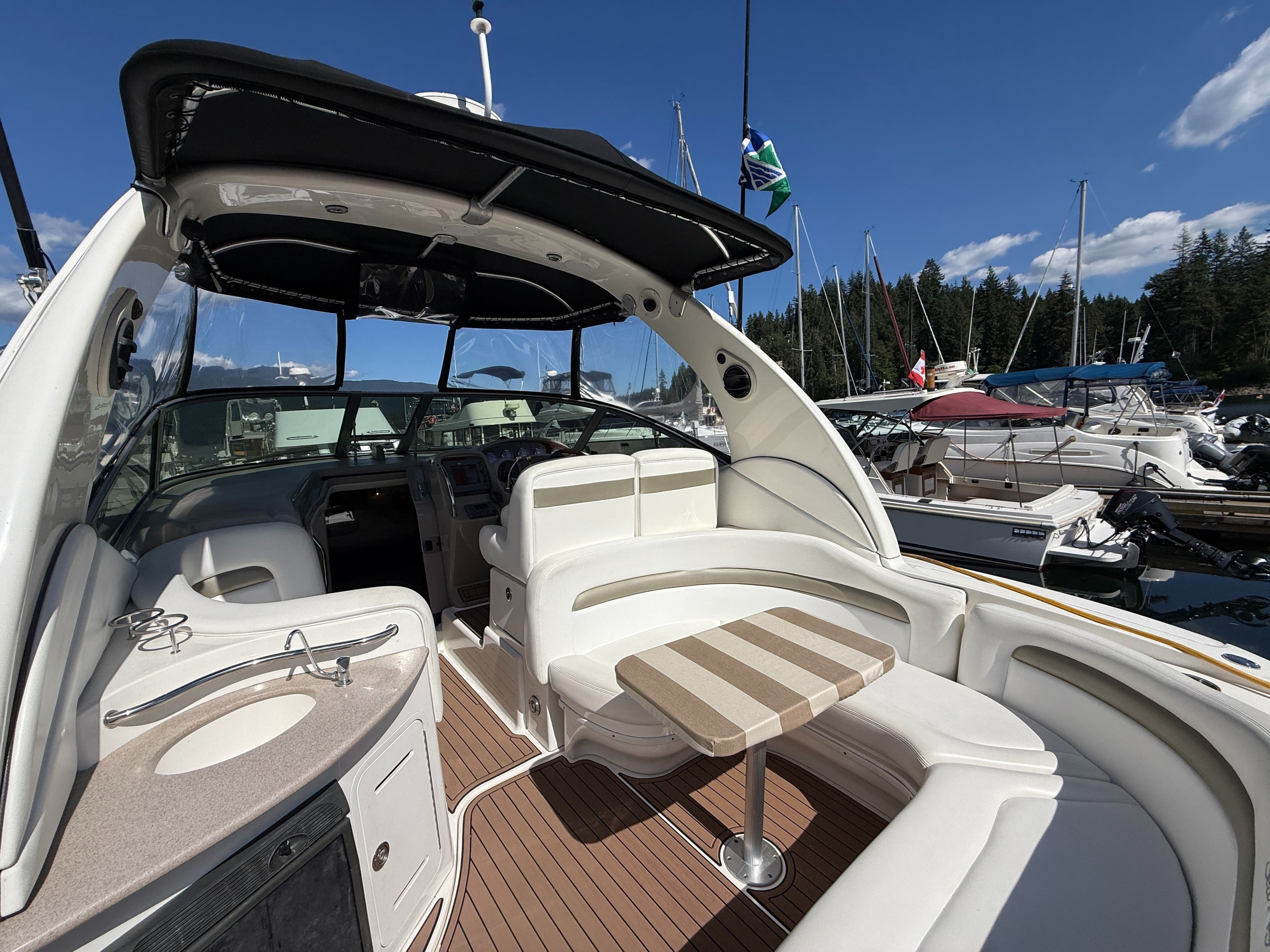 2007 Sea Ray 320 Sundancer