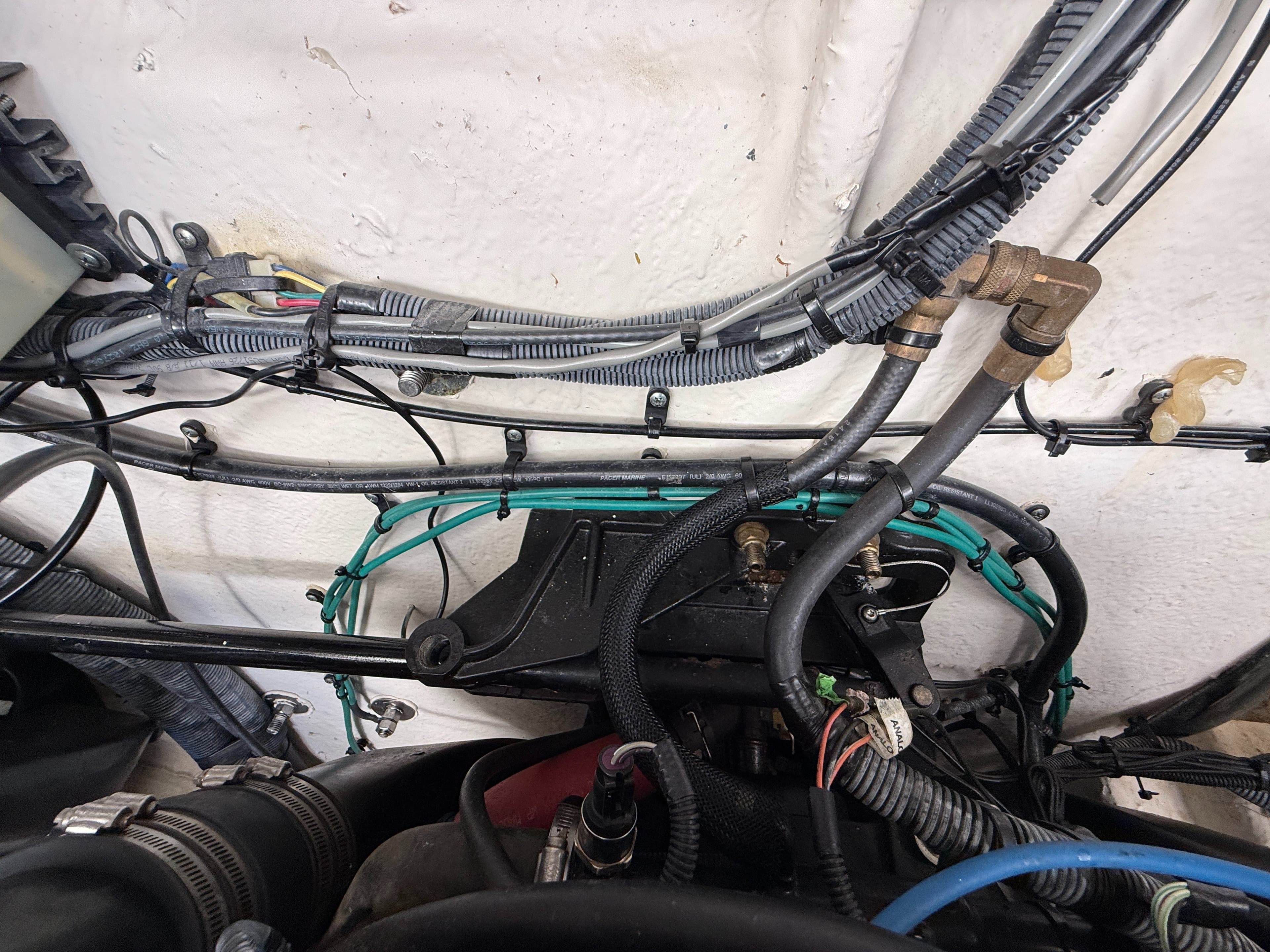 2007 Sea Ray 320 Sundancer