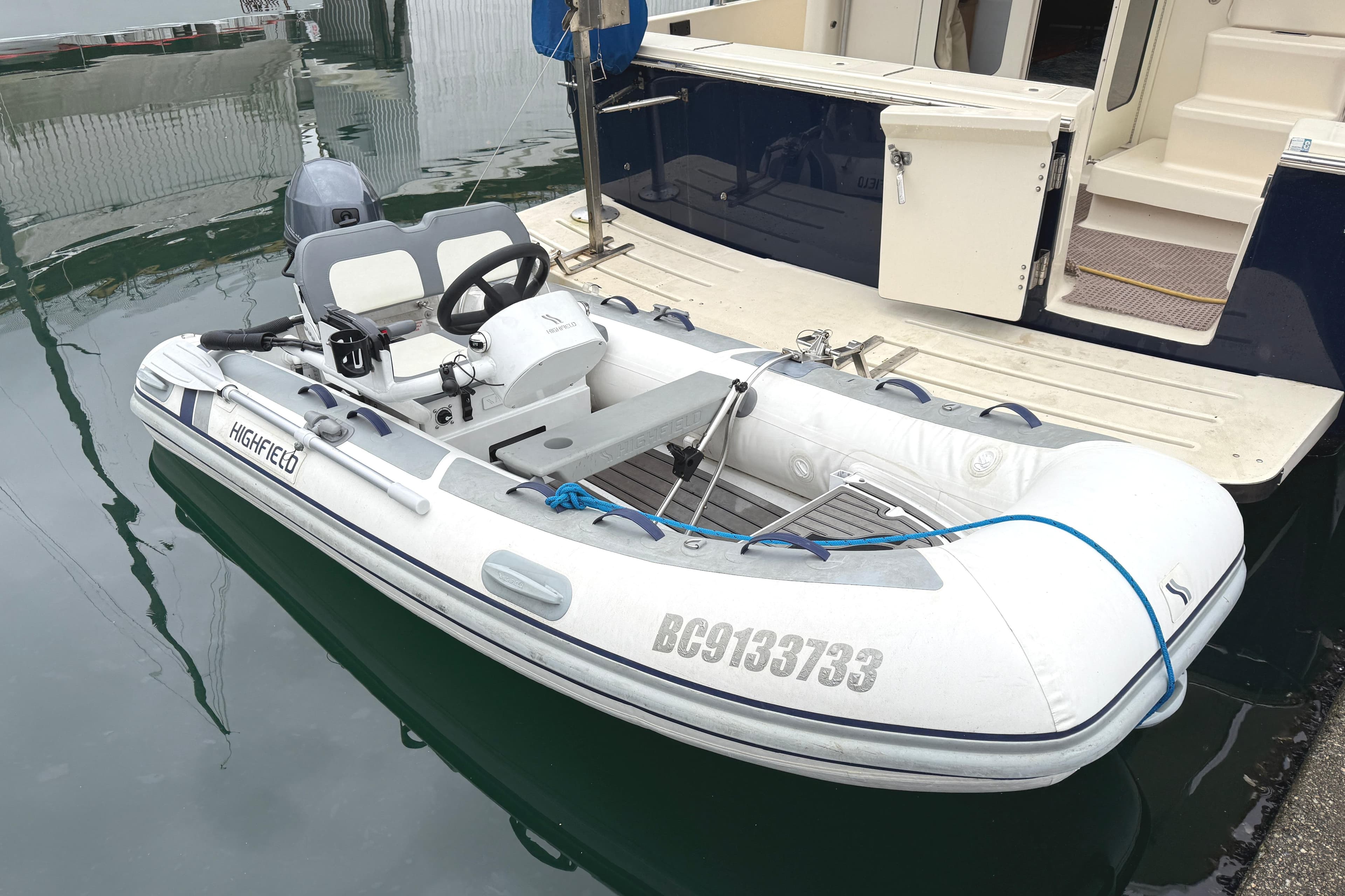 2006 Mainship 34 Trawler