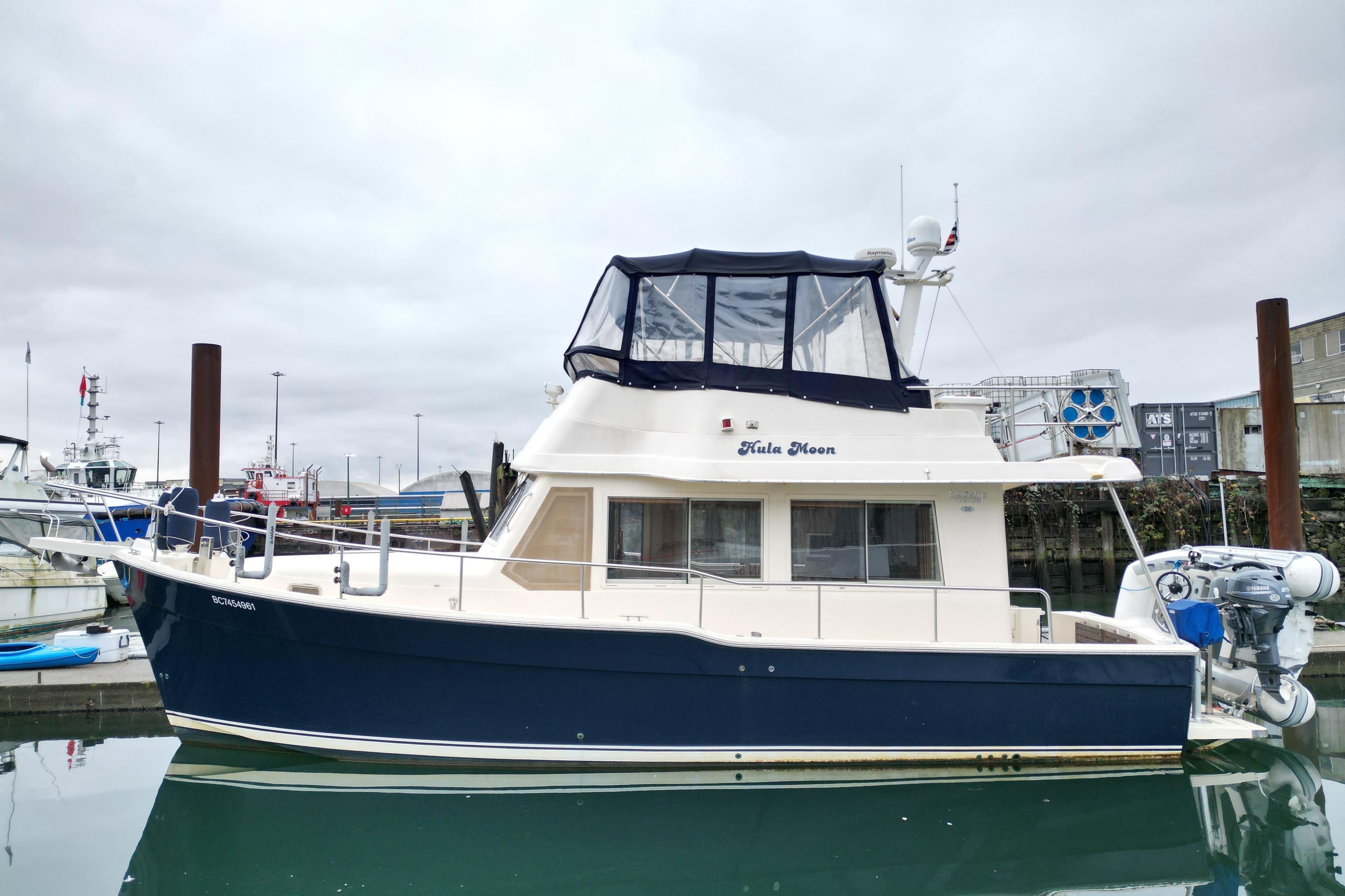 2006 Mainship 34 Trawler