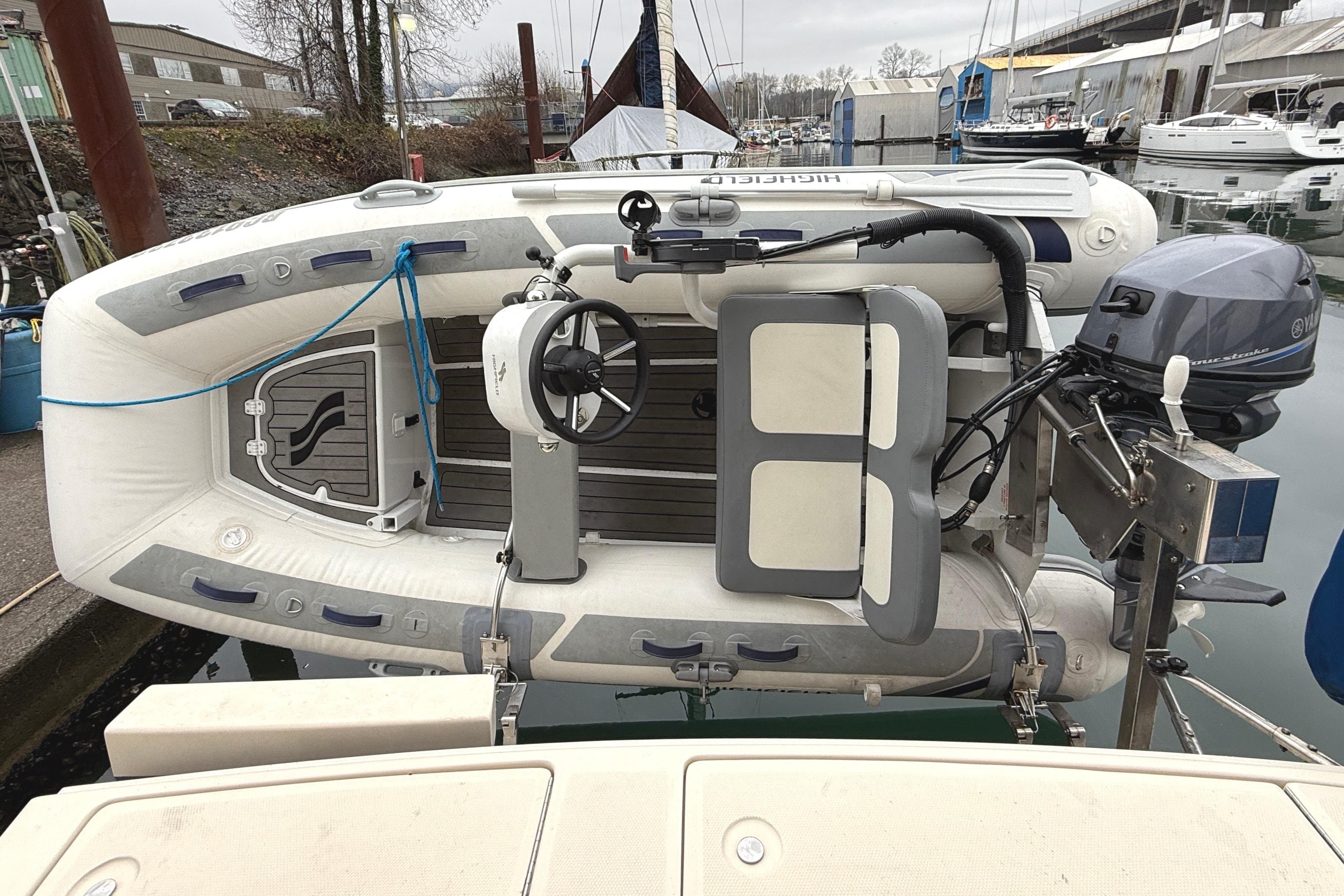 2006 Mainship 34 Trawler