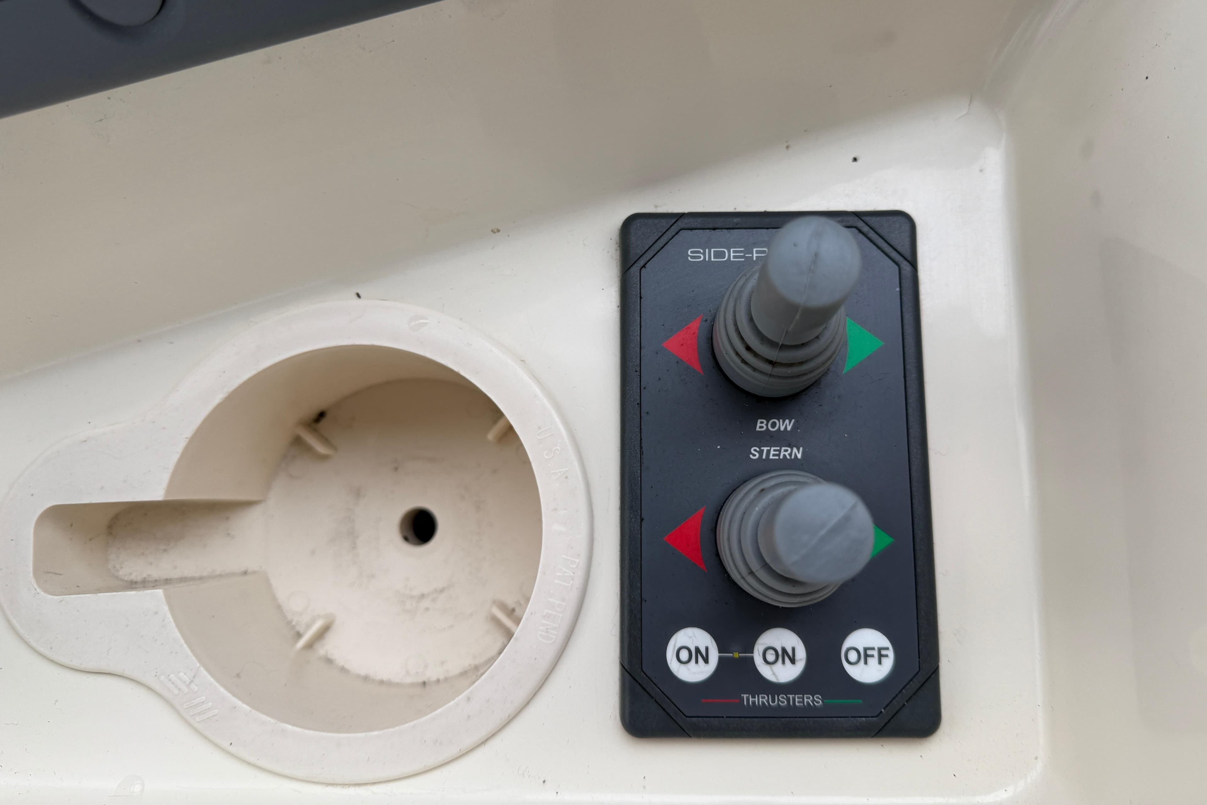 2006 Mainship 34 Trawler