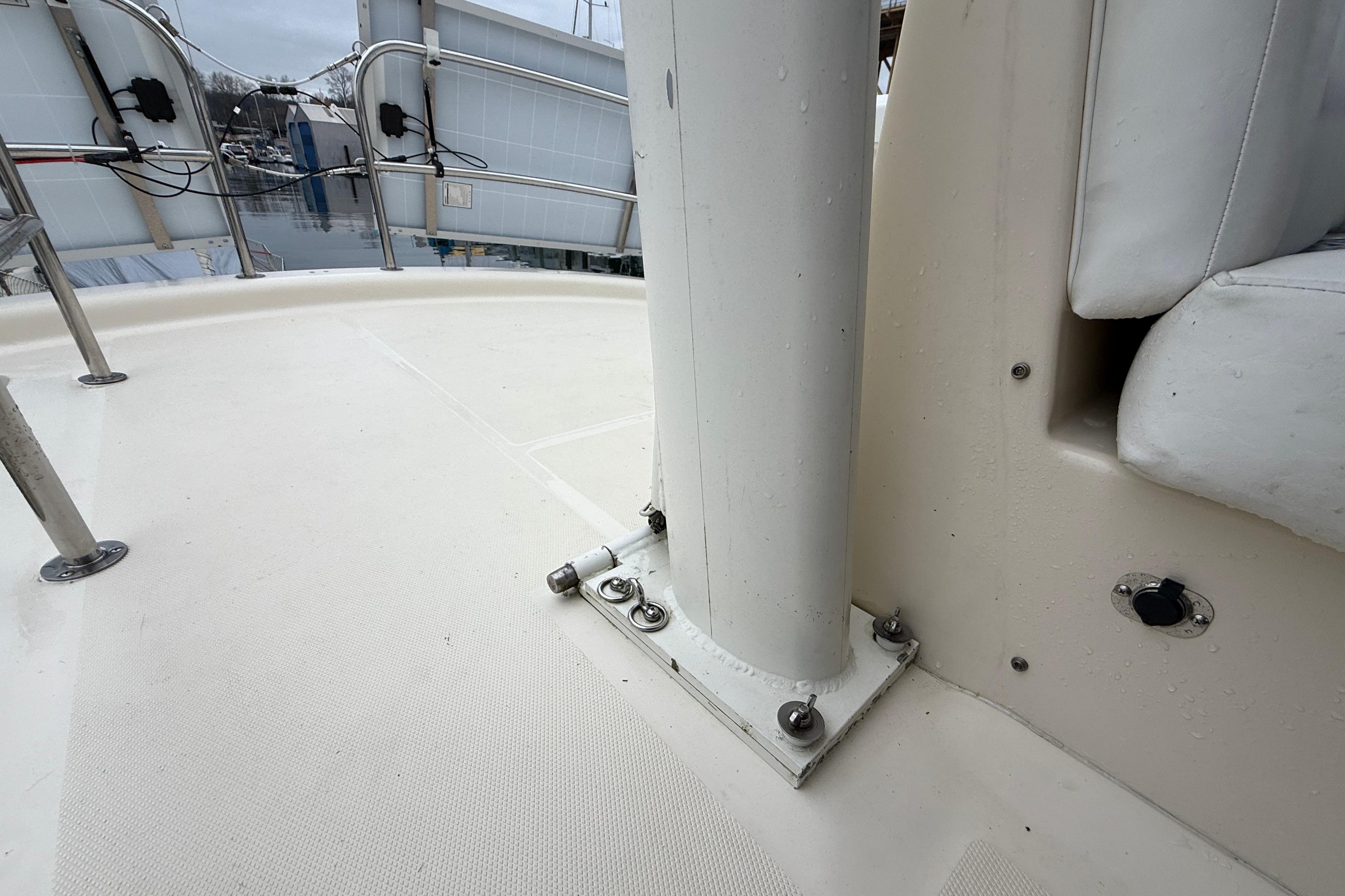 2006 Mainship 34 Trawler