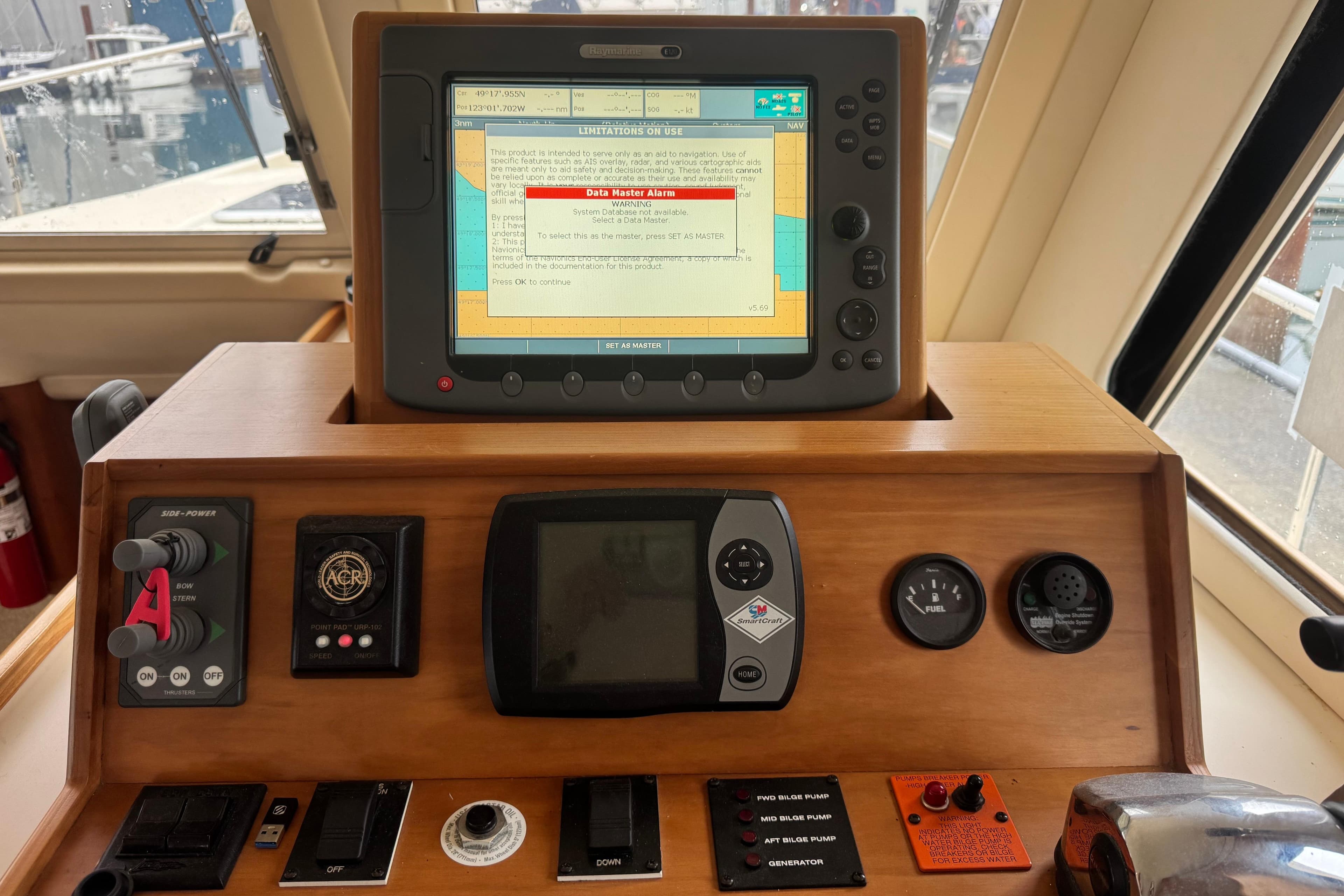 2006 Mainship 34 Trawler