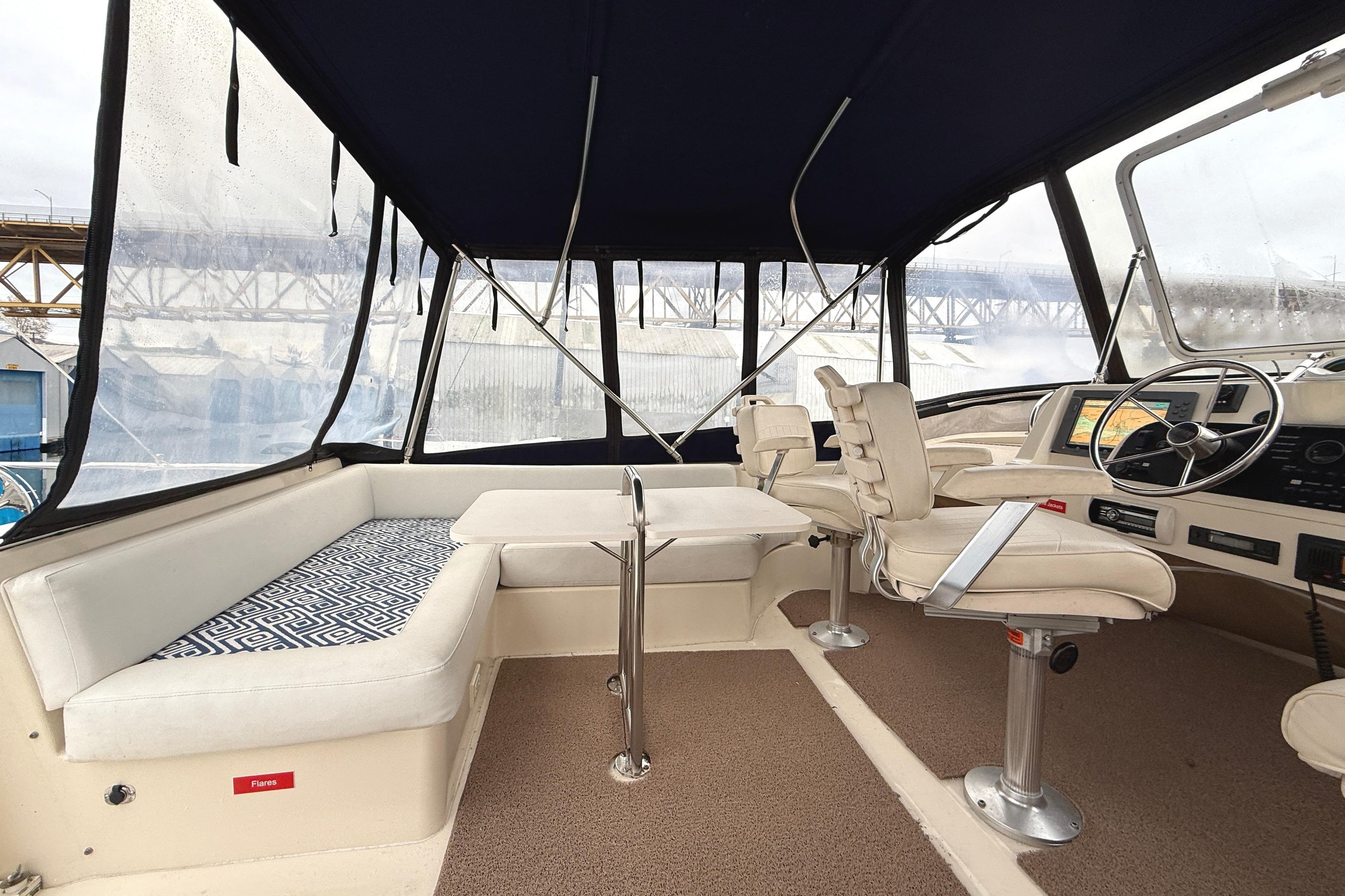 2006 Mainship 34 Trawler