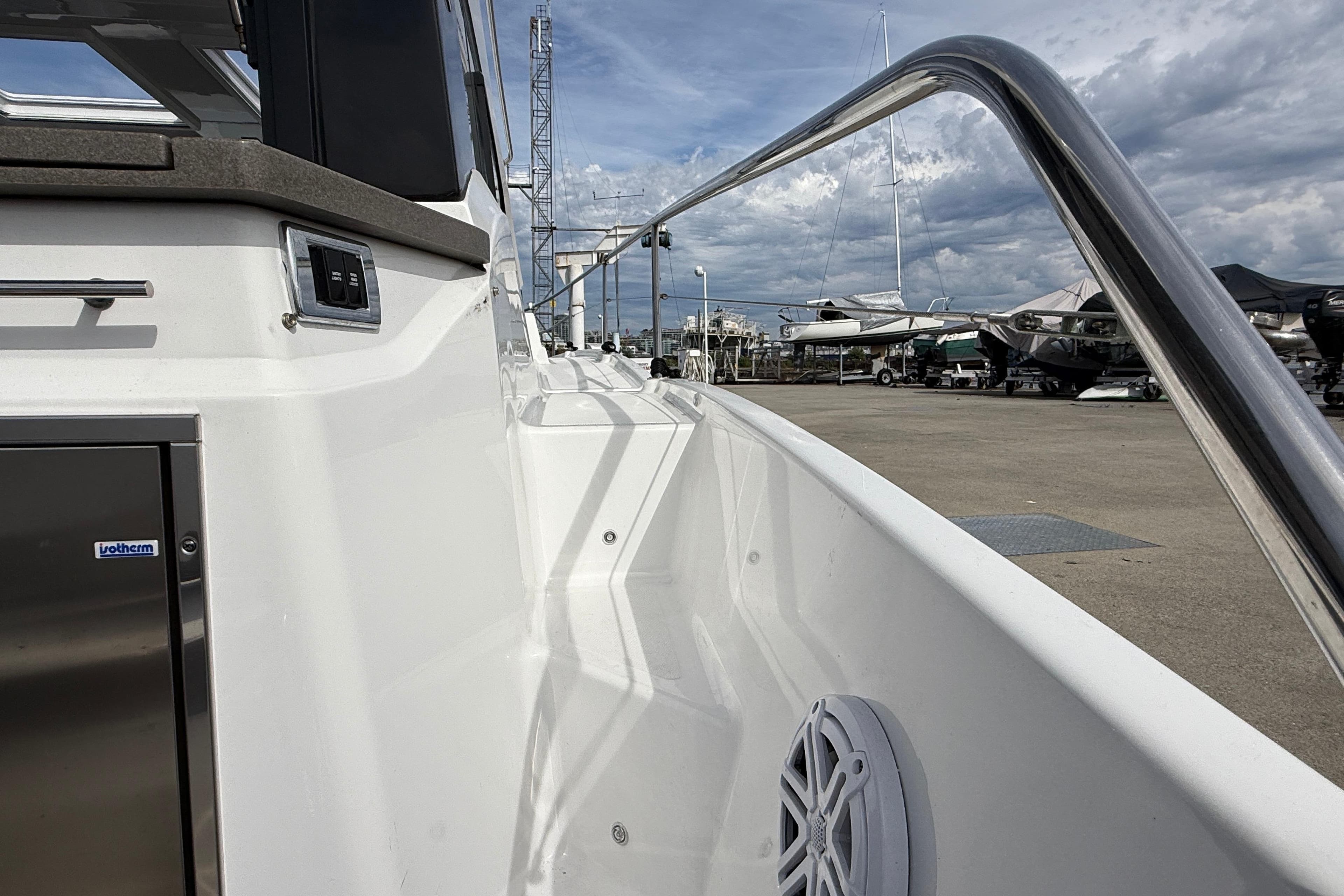 2022 Four Winns V355 Coupe OB