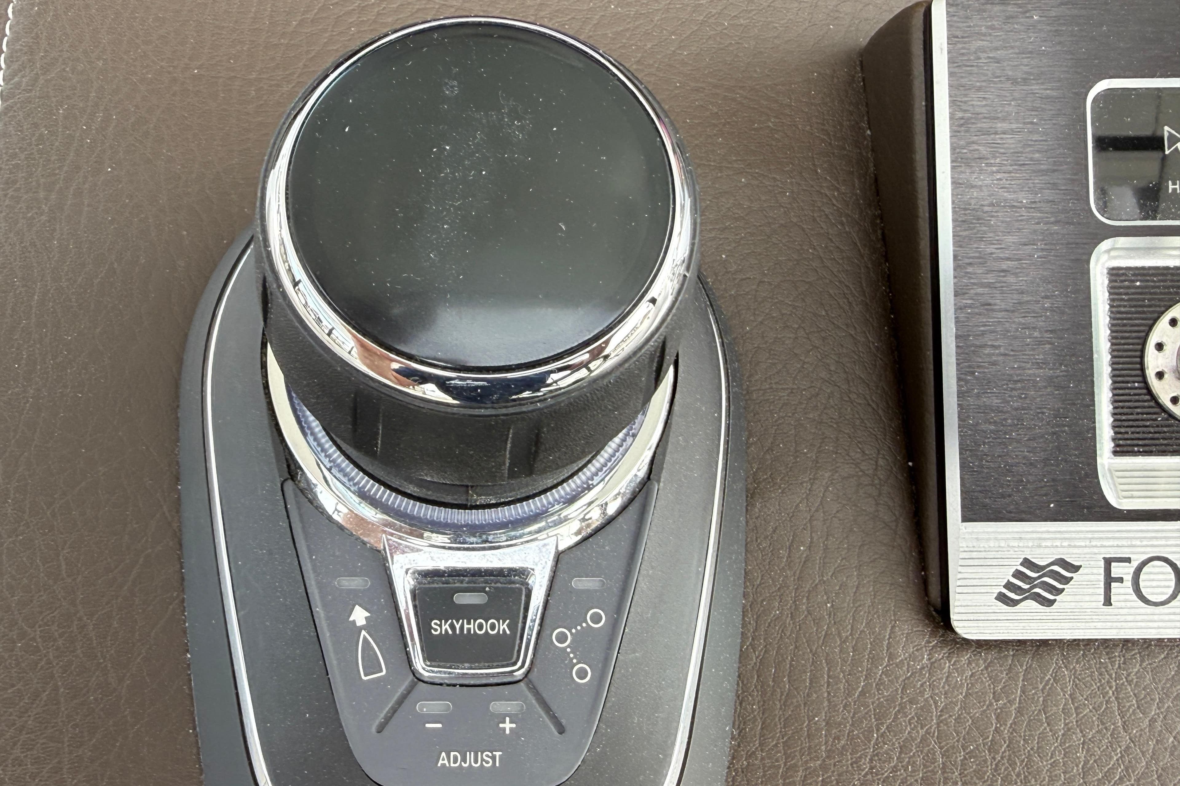 2022 Four Winns V355 Coupe OB