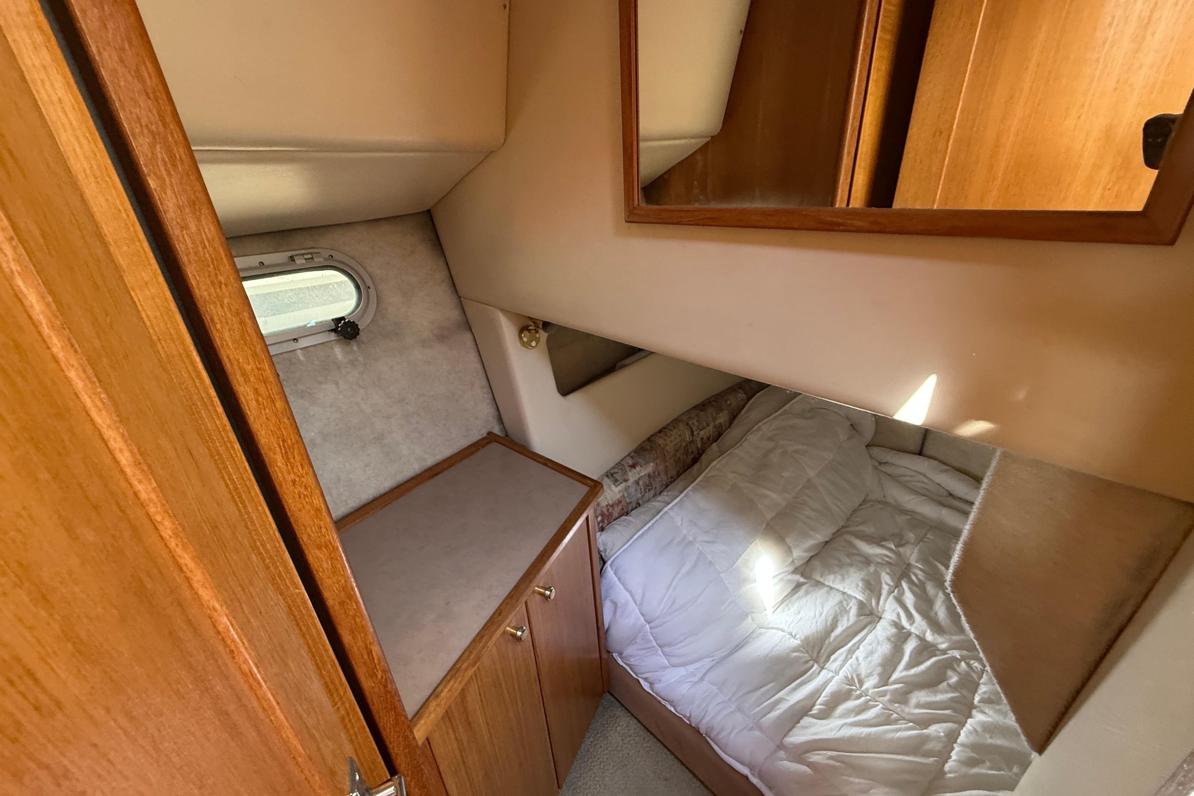 1998 Bayliner 3788 Command Bridge Motoryacht