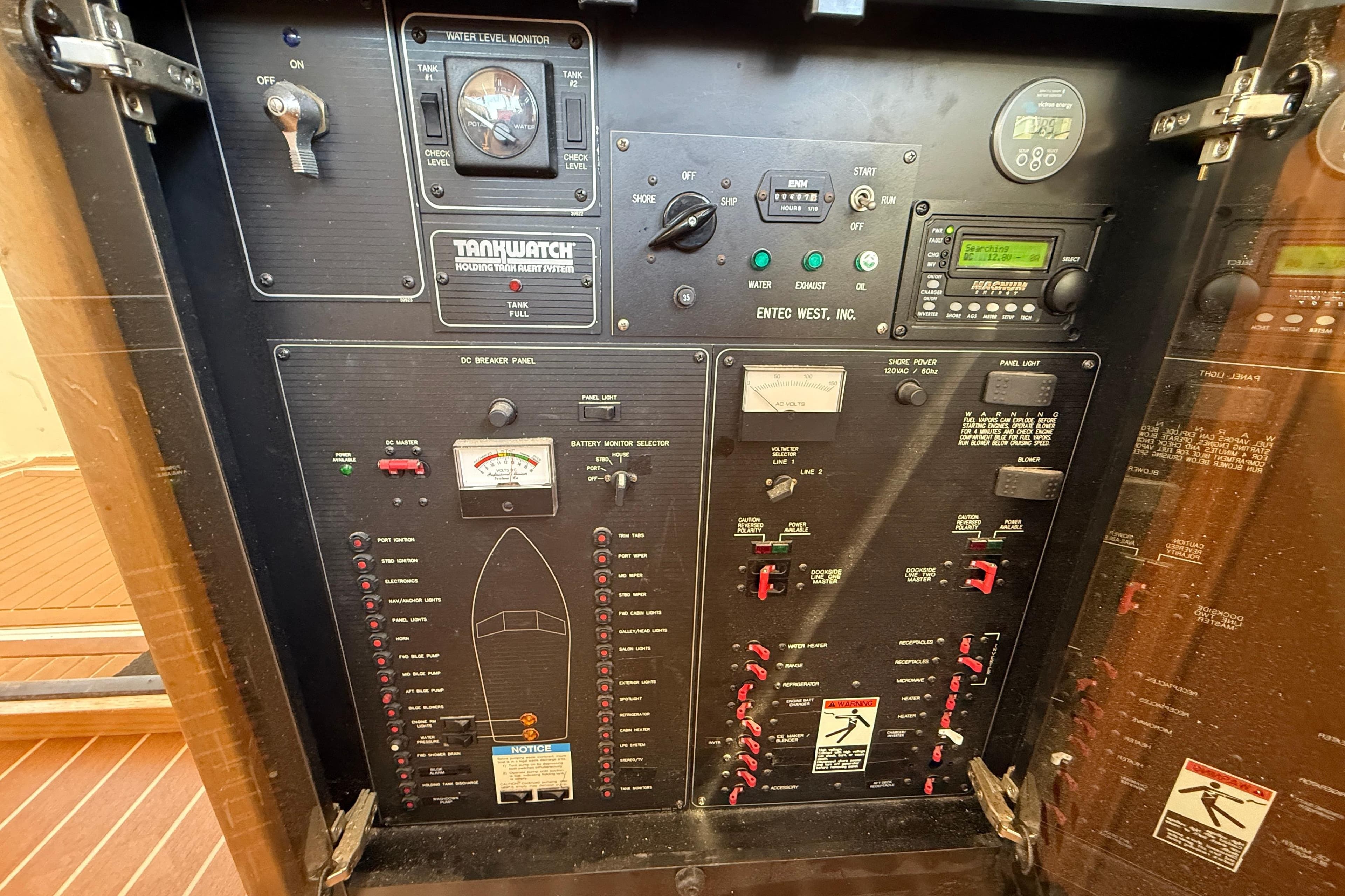 1998 Bayliner 3788 Command Bridge Motoryacht