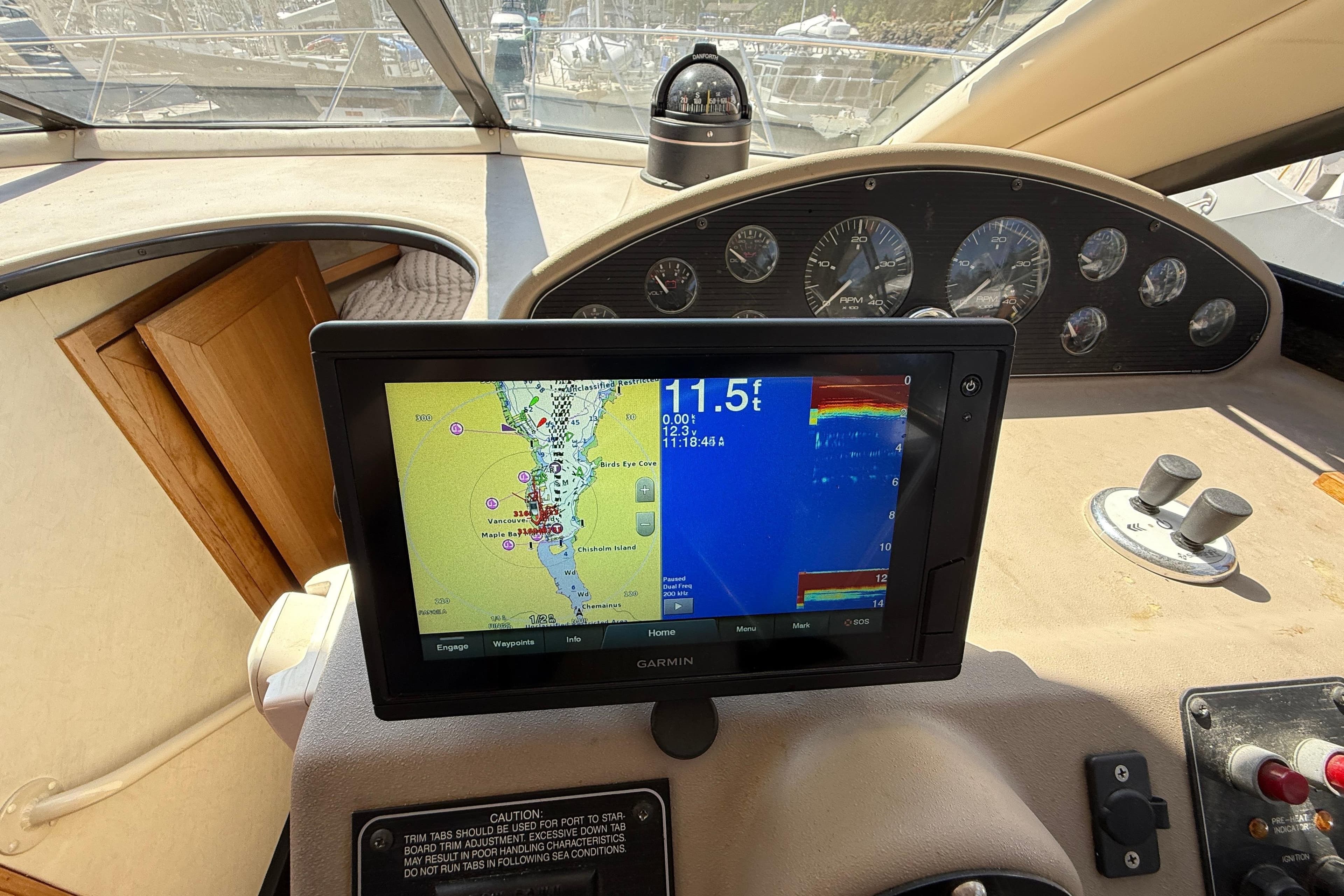 1998 Bayliner 3788 Command Bridge Motoryacht