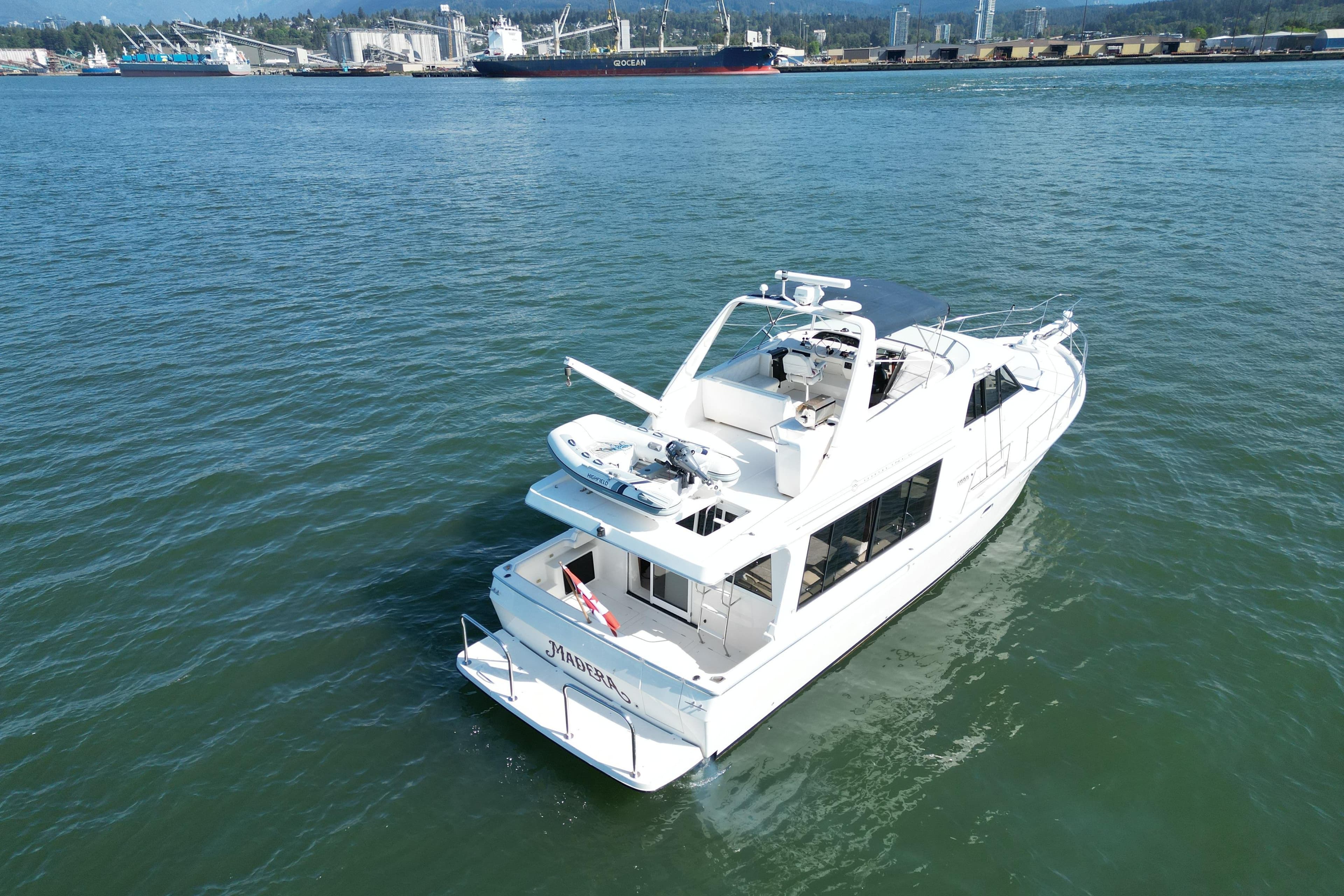 1998 Bayliner 4788 Pilot House Motoryacht