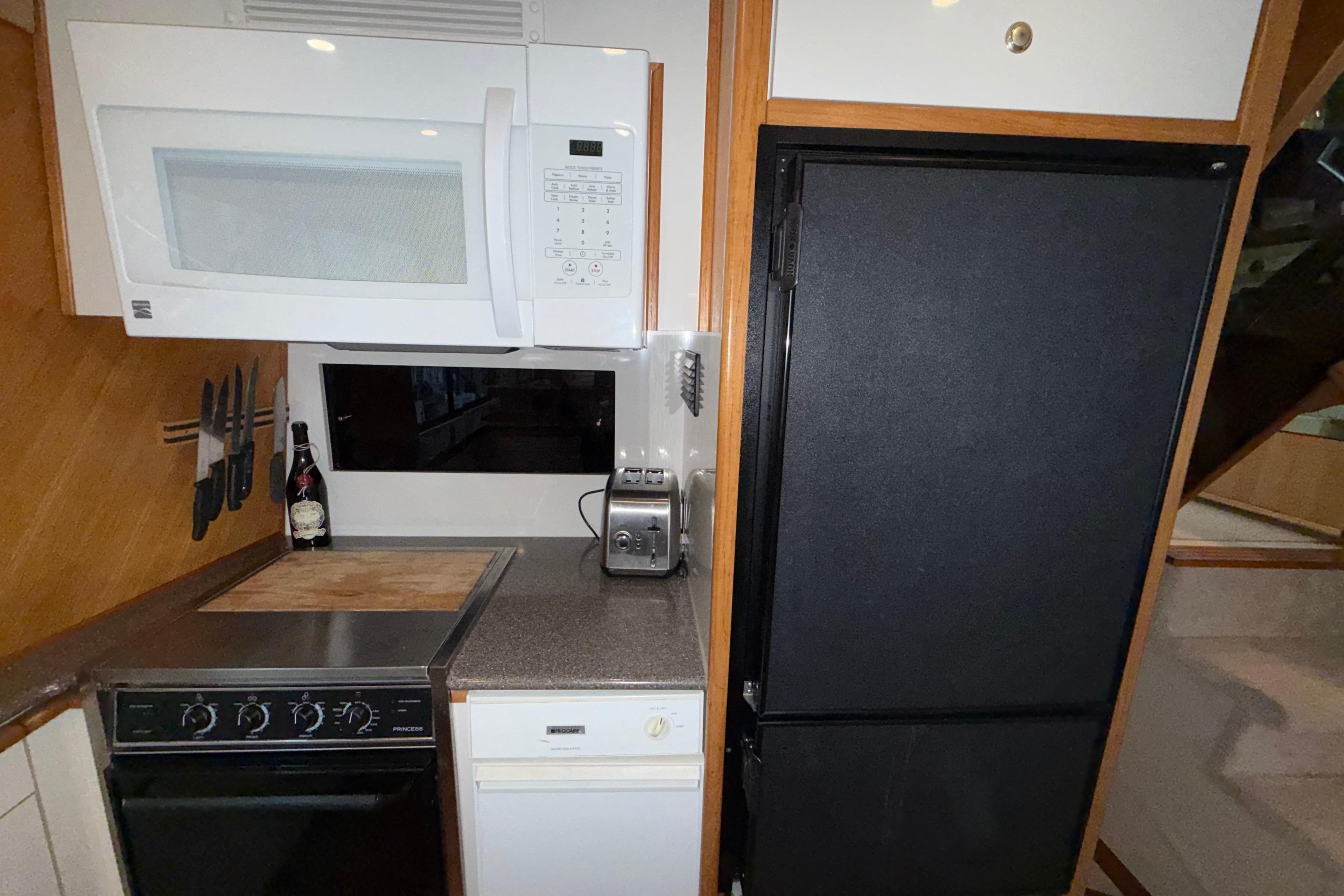 1998 Bayliner 4788 Pilot House Motoryacht
