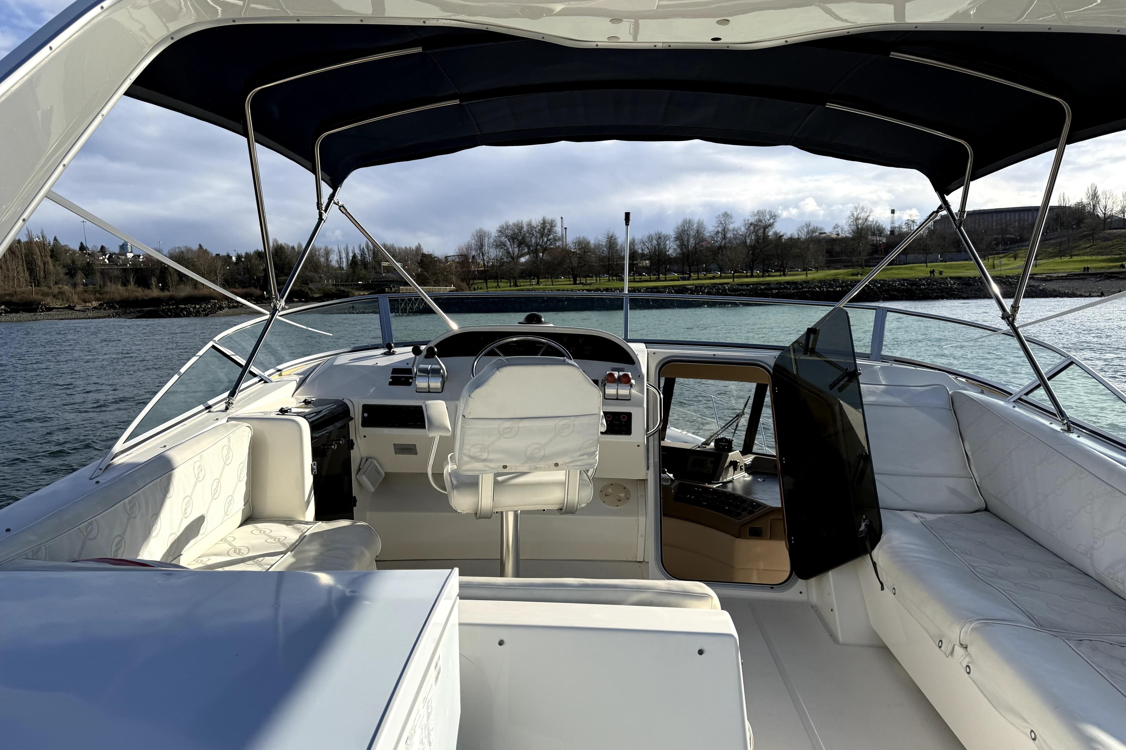 1998 Bayliner 4788 Pilot House Motoryacht