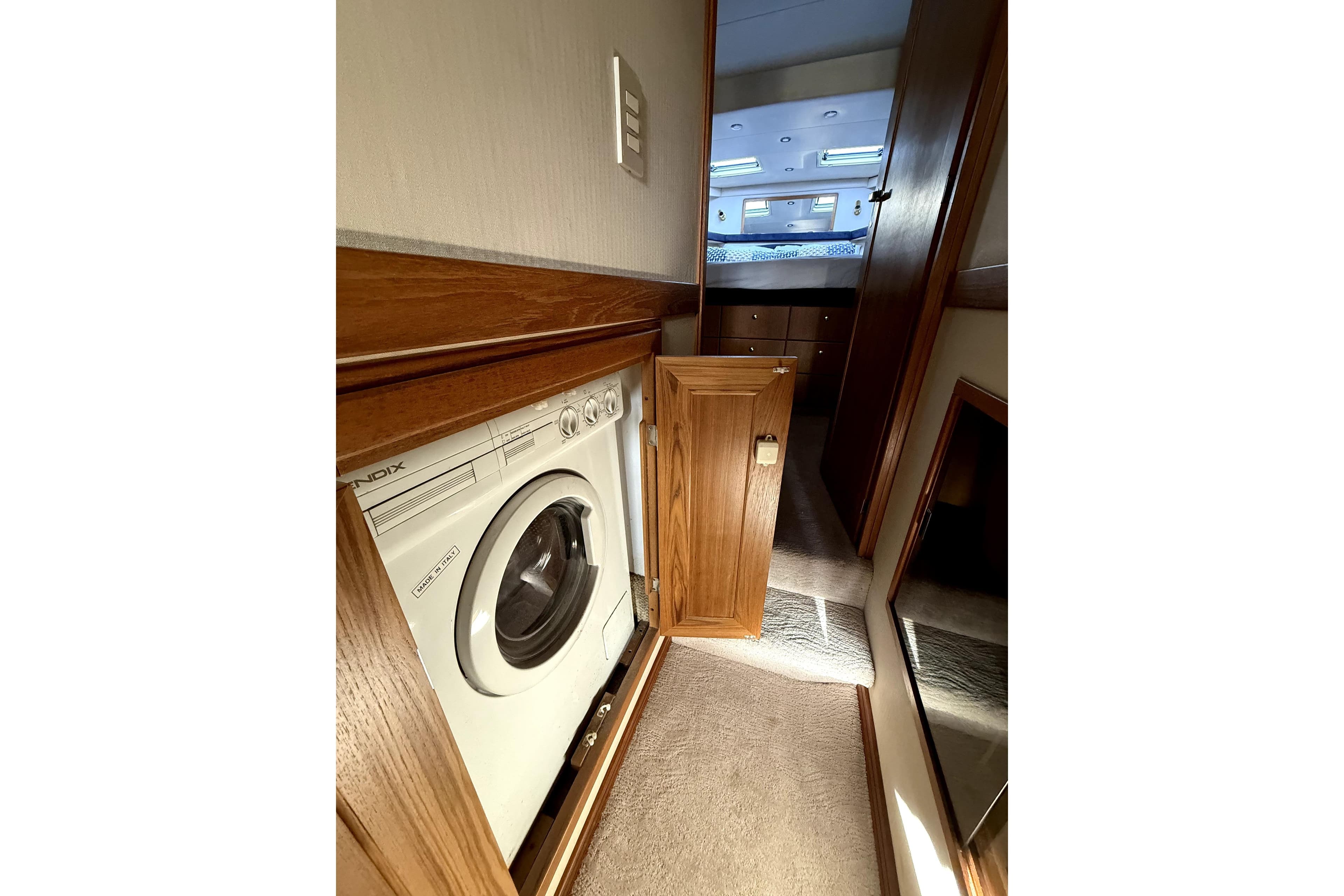 1998 Bayliner 4788 Pilot House Motoryacht