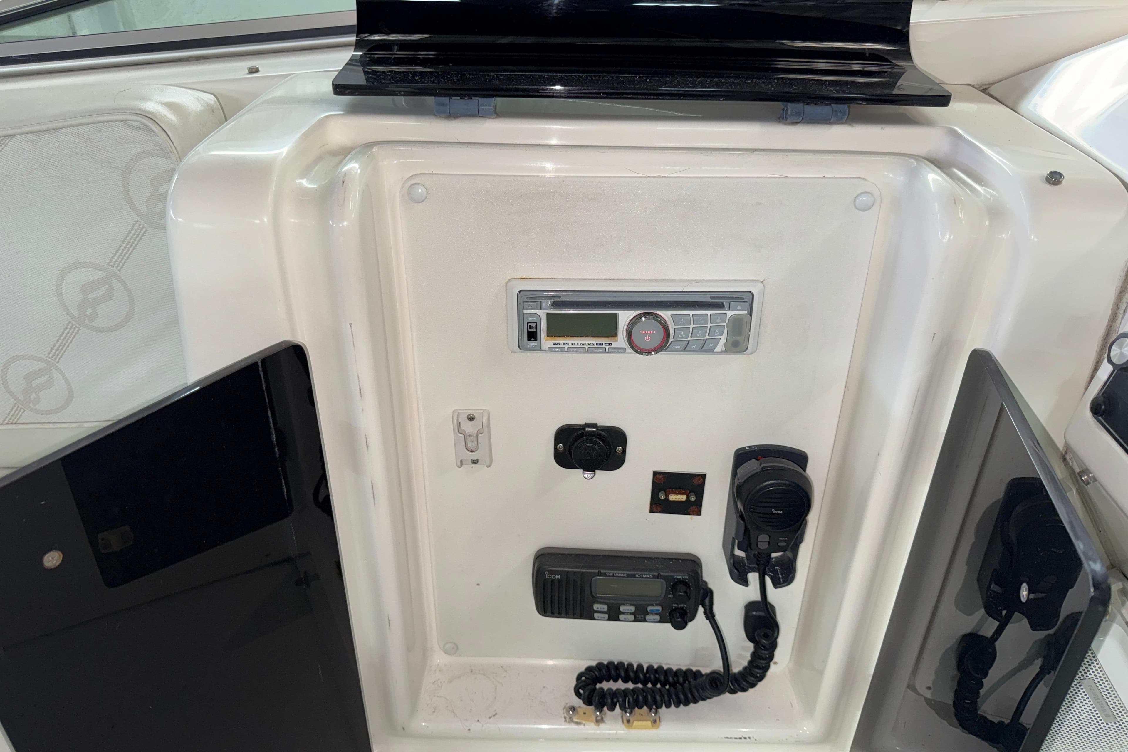 1998 Bayliner 4788 Pilot House Motoryacht
