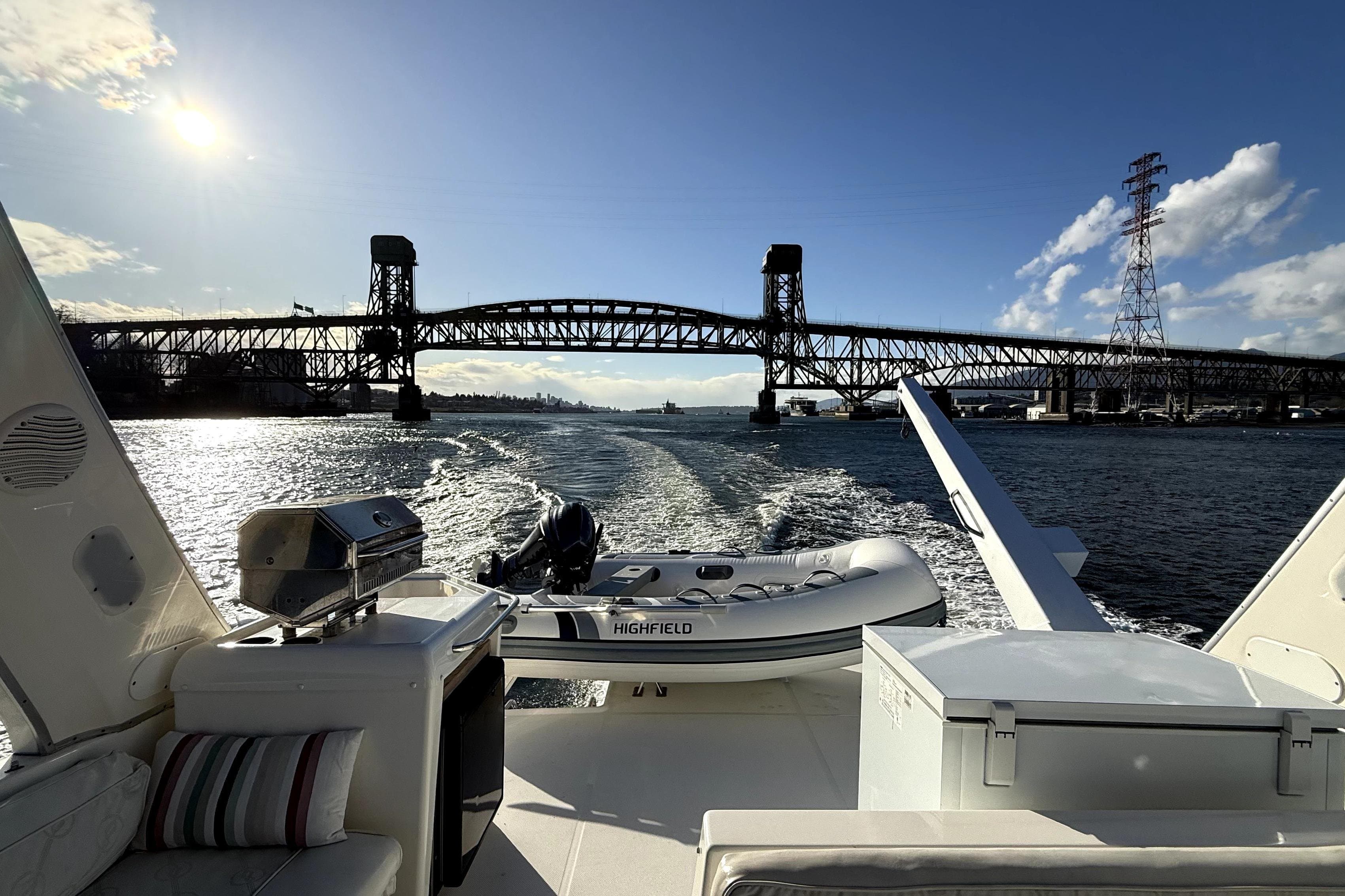 1998 Bayliner 4788 Pilot House Motoryacht