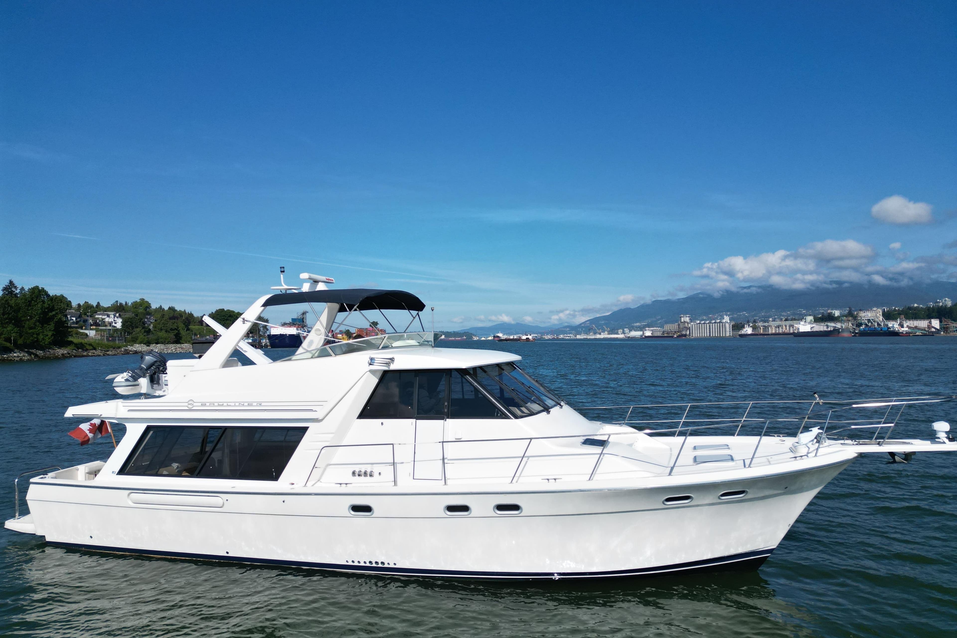 1998 Bayliner 4788 Pilot House Motoryacht