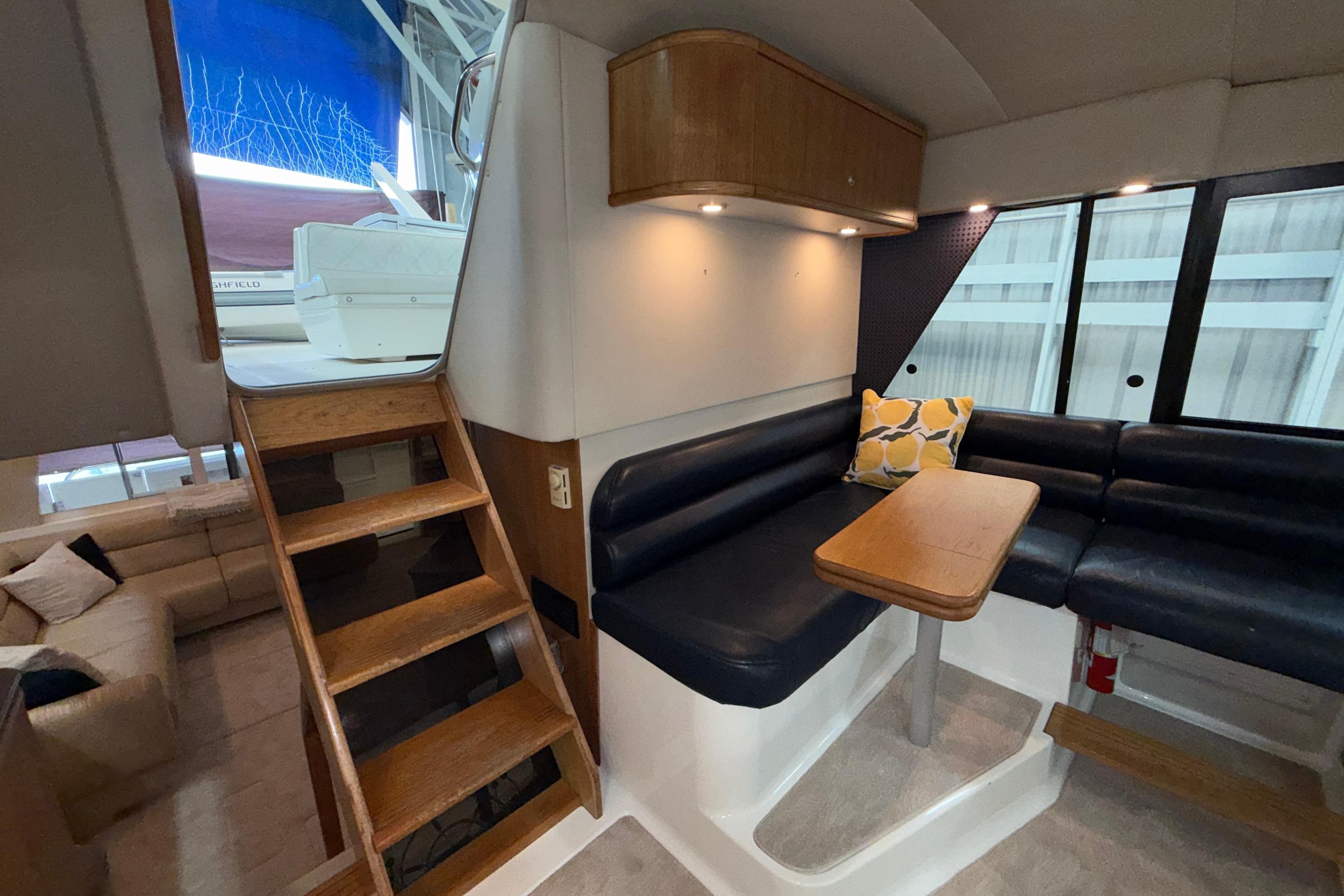1998 Bayliner 4788 Pilot House Motoryacht