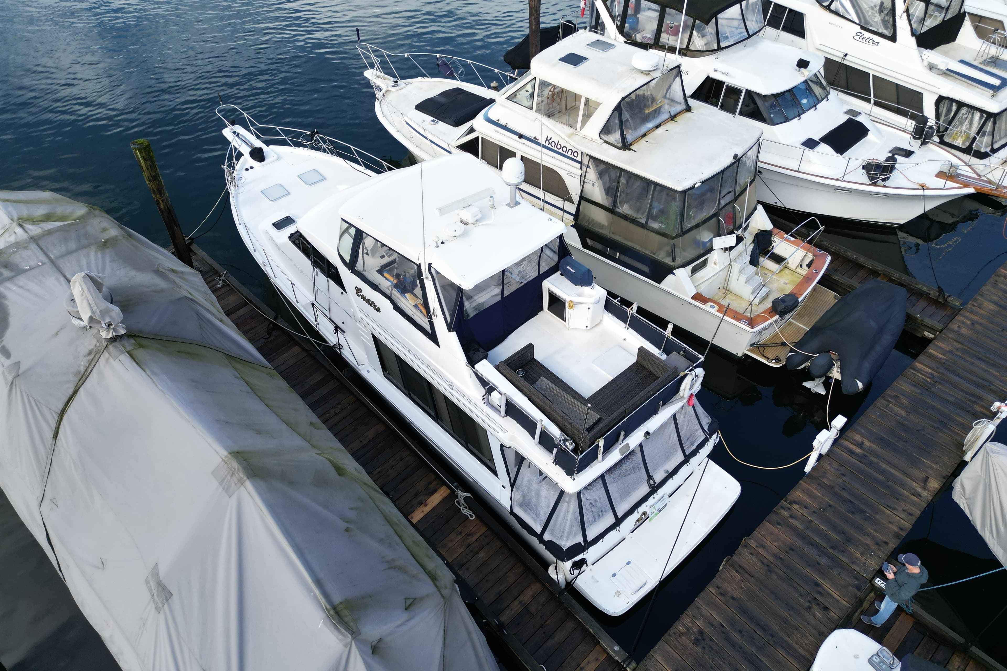 1998 Bayliner 4788 Pilot House Motoryacht