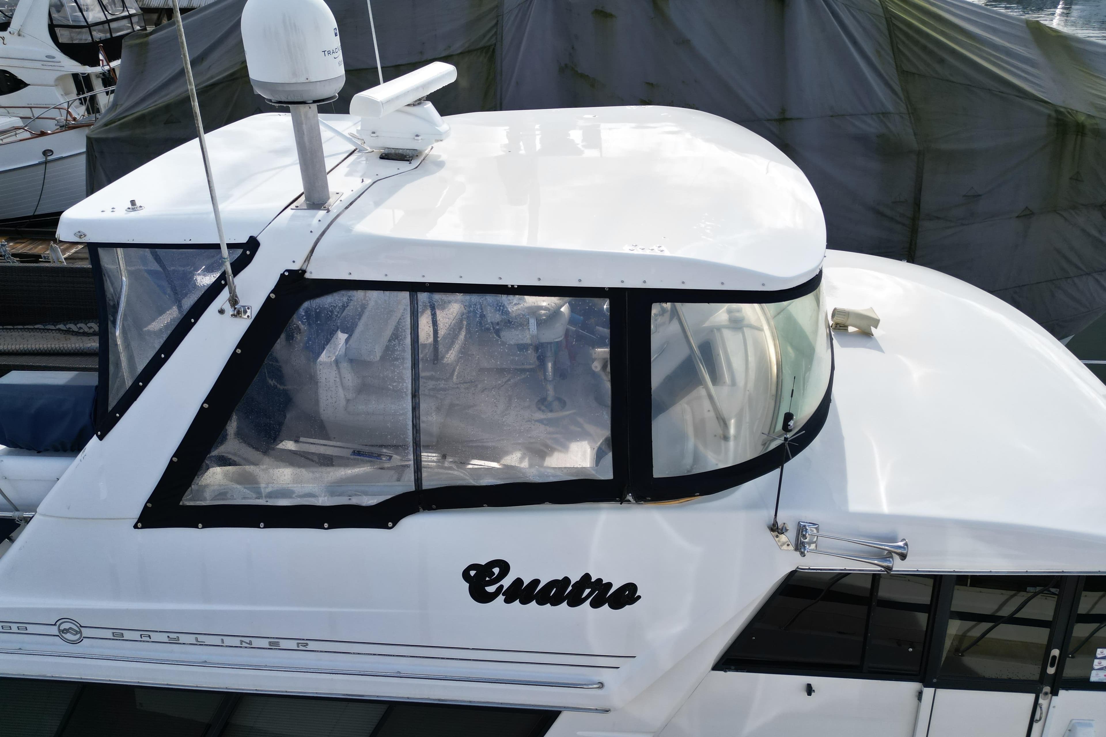 1998 Bayliner 4788 Pilot House Motoryacht